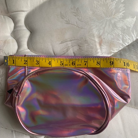 Urban Jaga 2 Pink Holographic Plant Basket Decorative Pot Cover Organizer New - Picture 5 of 8